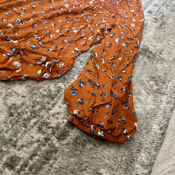 Lucky Brand Floral Top - Picture 3 of 3